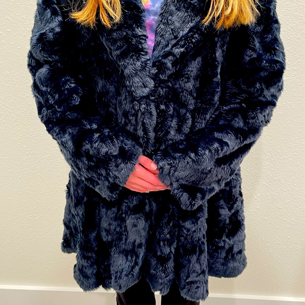 ABERCROMBIE & FITCH, size Medium, faux fur (blue) coat